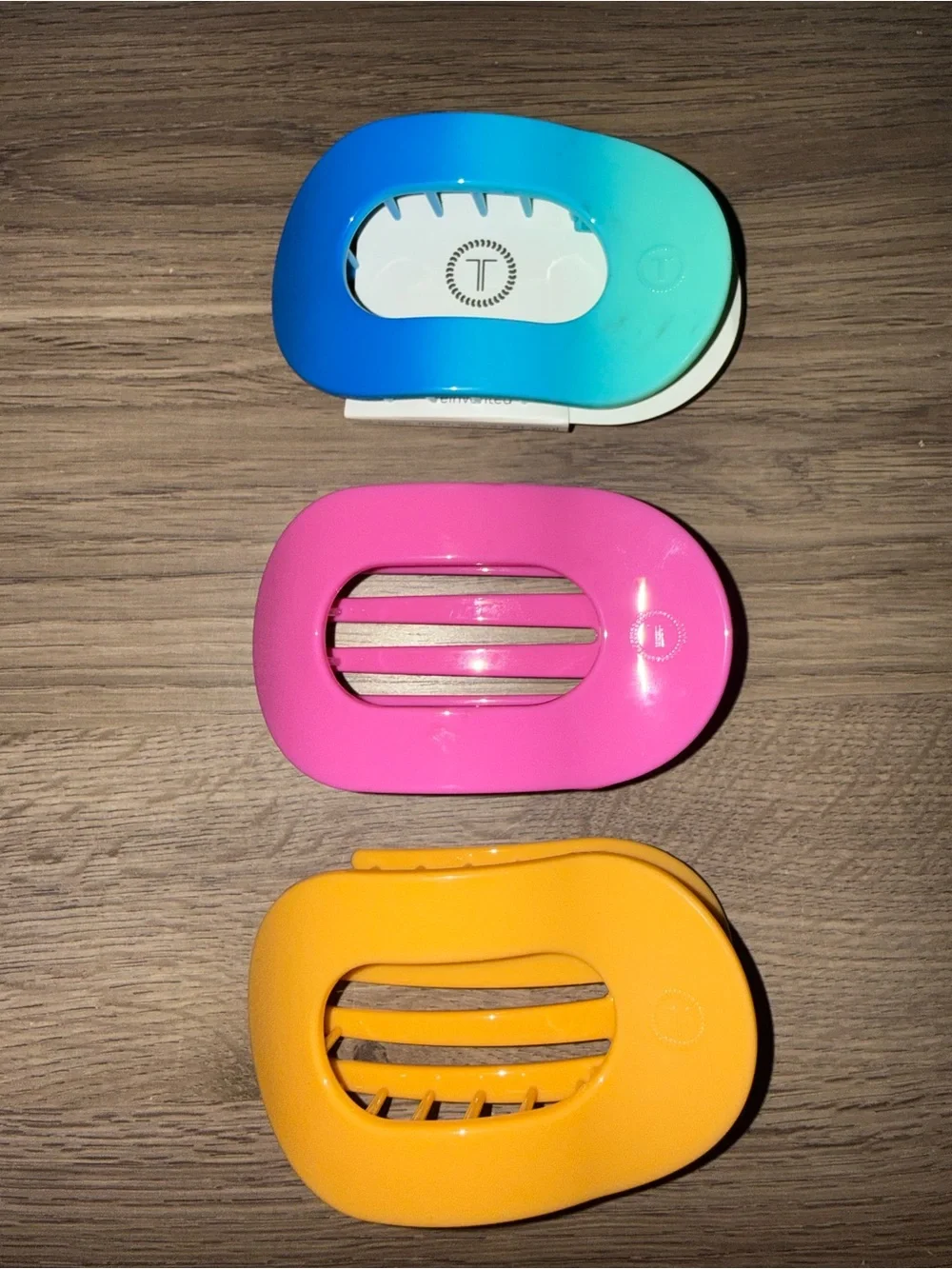 Teleties set of 3 flat hair clips size large